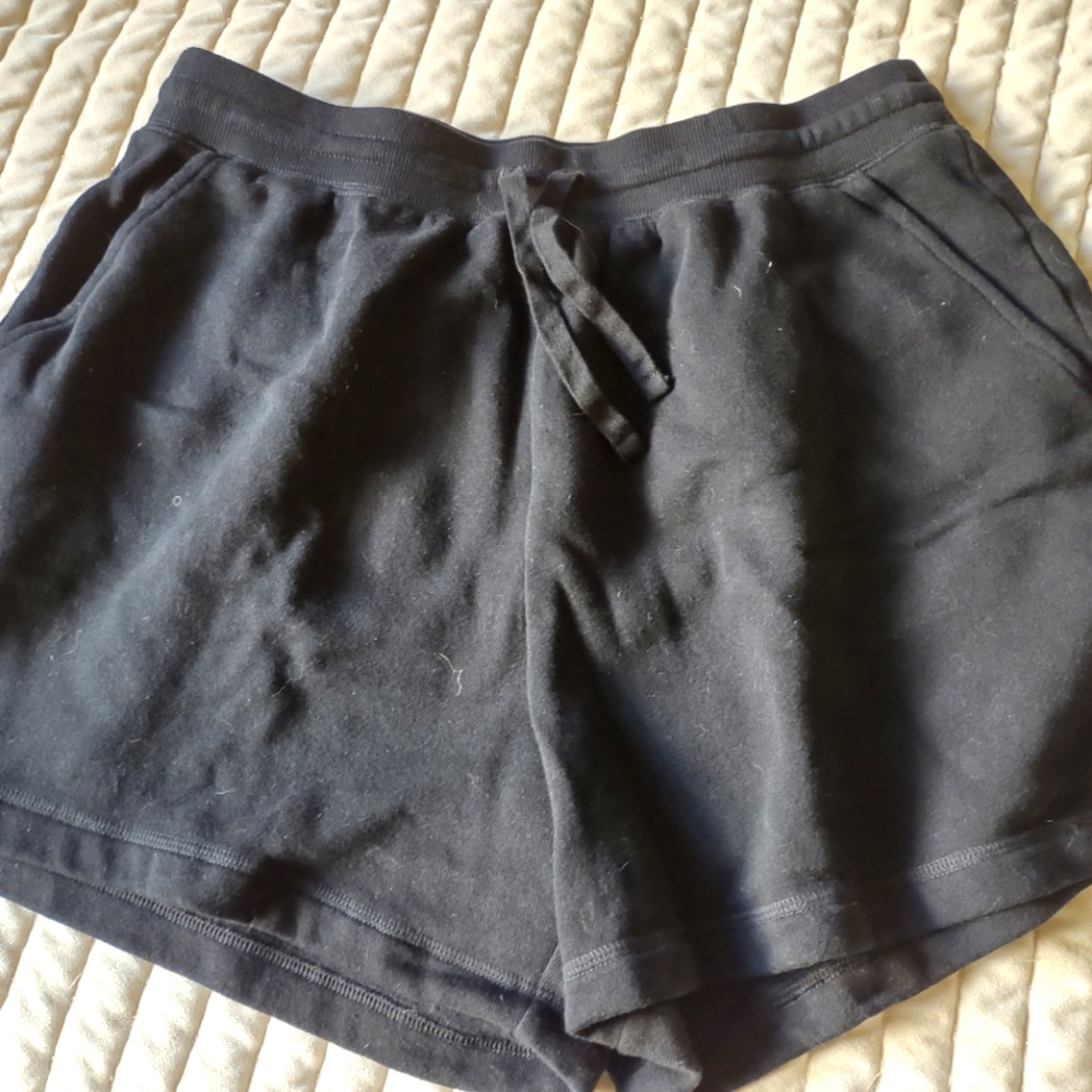 Gap sweat shorts